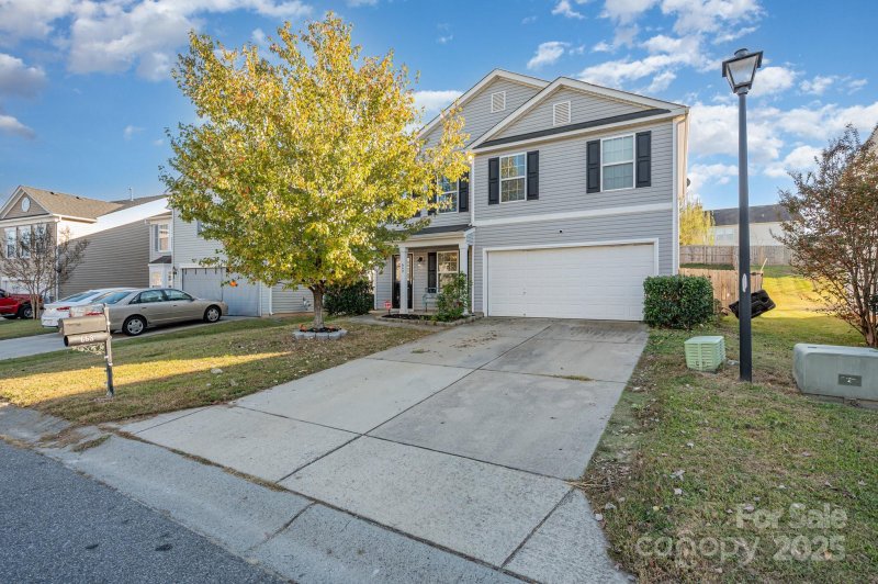 Property image 2 of 668 Shellbark Drive in Hallstead, Concord, NC 28025