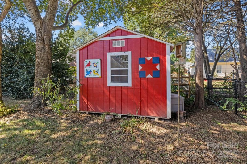 Property image 5 of 128 Birchwood Court in Deerfield, Mount Holly, NC 28120