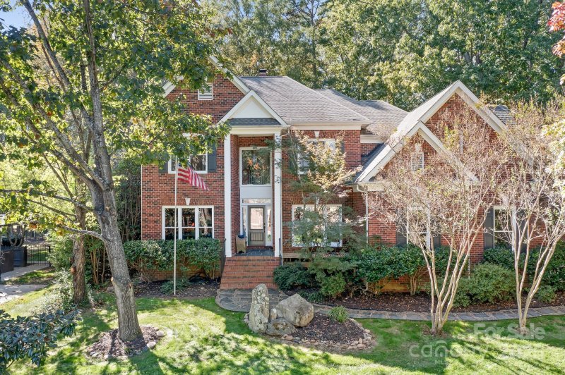 Property image 2 of 16033 Agincourt Drive in Birkdale, Huntersville, NC 28078