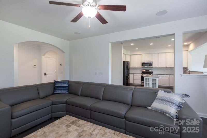 Property image 3 of 1316 Piedmont Park in City Park, Charlotte, NC 28217