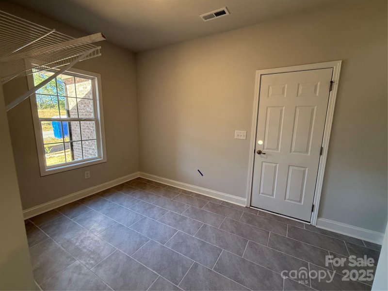 Property image 4 of 1565 Autumn Lane in Lauren Pines, York, SC 29745