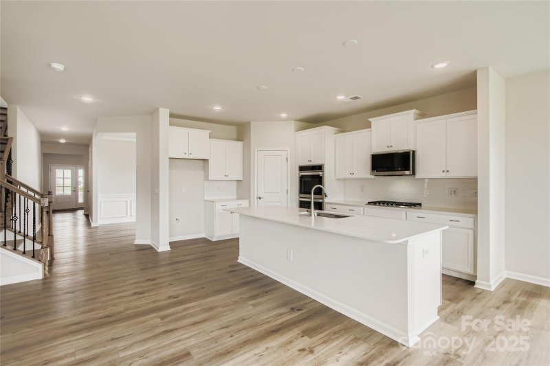 Property image 5 of 2142 Bowie Stone Court in Elizabeth, Fort Mill, SC 29715