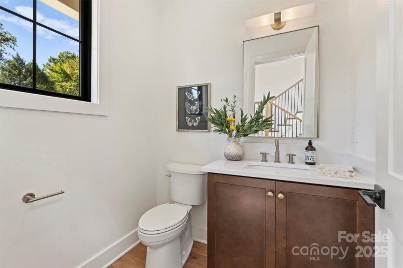 Property image 4 at 1415 Winston Drive, Charlotte, NC 28205