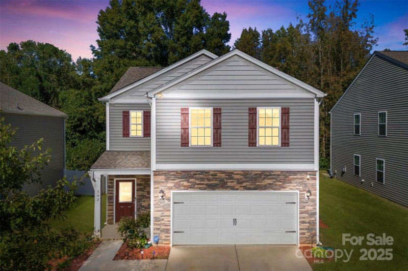 542 King Clover Lane