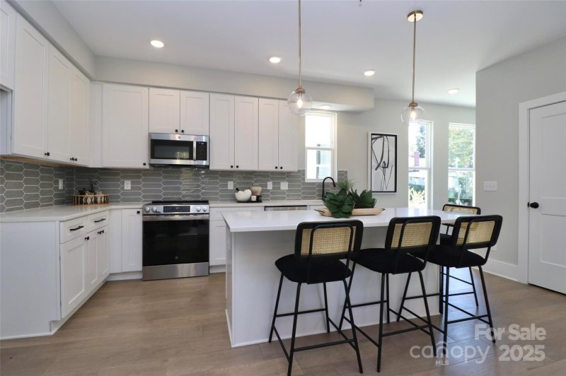 Property image 2 of 1053 Margaret Brown Street in Luxity Terraces, Charlotte, NC 28202