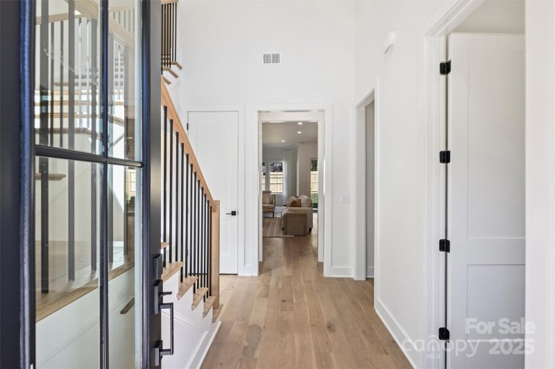 Property image 3 at 1421 Winston Drive, Charlotte, NC 28205