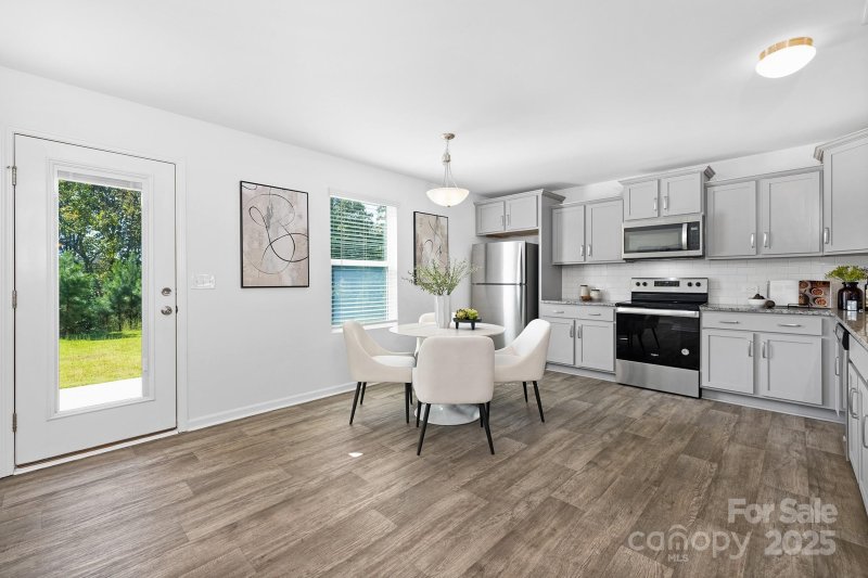 Property image 3 of 103 Galley Lane in Hidden Lakes, Statesville, NC 28677