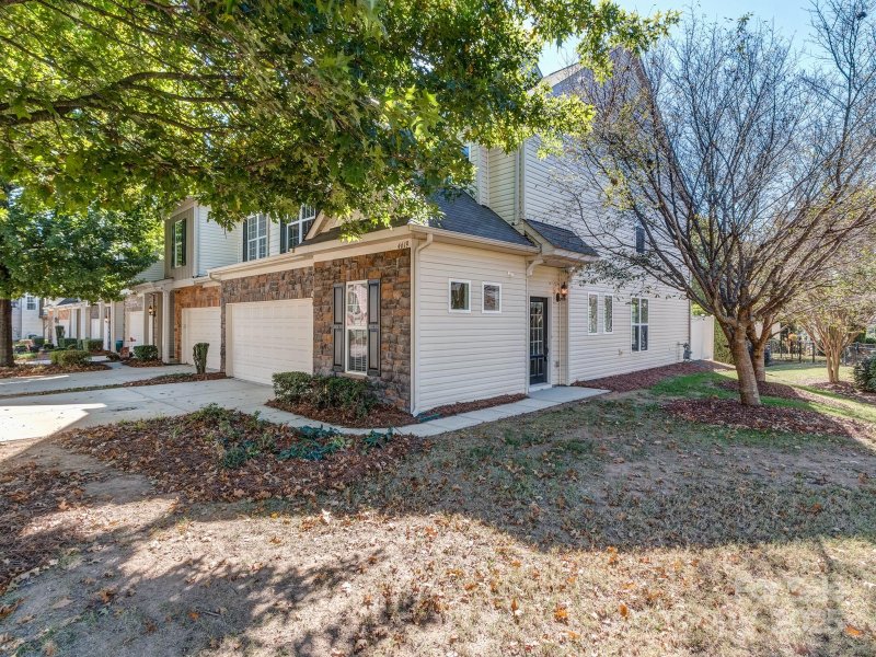Property image 2 at 4619 Memphian Court, Charlotte, NC 28210