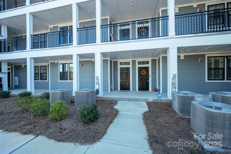 Property image 2 of 4455 Reed Creek Drive in Waterstone, Sherrills Ford, NC 28673