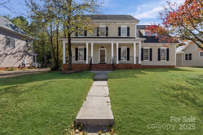 Property image 2 of 200 N Downing Street in McConnell, Davidson, NC 28036