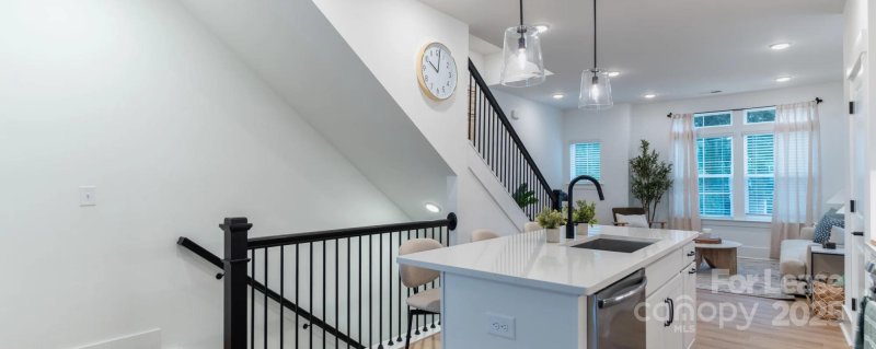 Property image 5 of 2312 Mott Avenue in Rozzelles Ferry Rd Townhomes, Charlotte, NC 28208