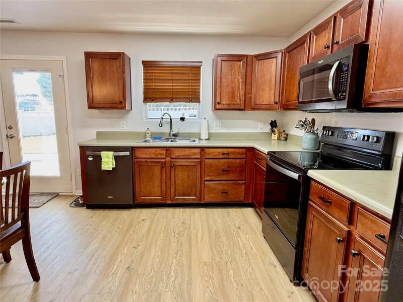 Property image 4 of 3455 Table Rock Drive in Crowders View, Gastonia, NC 28052