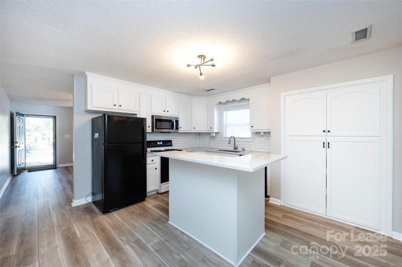 Property image 2 at 210 6th Street, Belmont, NC 28012