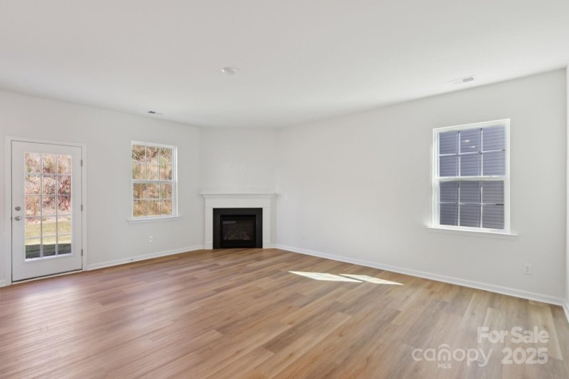 Property image 5 of 3970 Ashton Drive in Cline Village, Conover, NC 28613