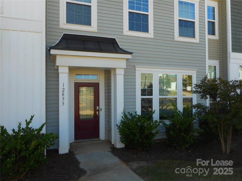 Property image 2 of 12853 Canton Side Avenue in Chateau, Charlotte, NC 28273