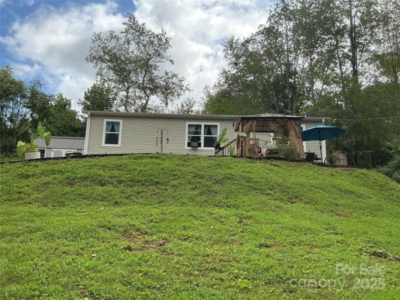 30 And 32 W Skyland Circle