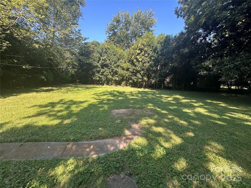 Property image 2 at 5014 Currituck Drive, Charlotte, NC 28210