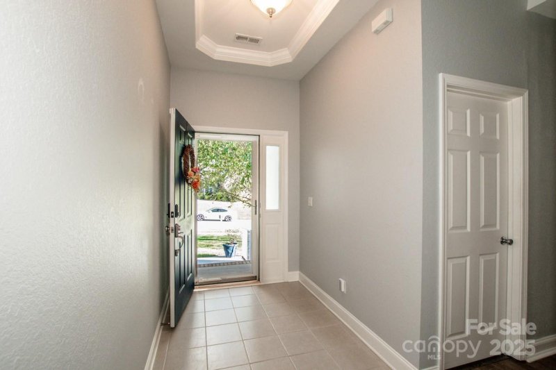 Property image 4 of 132 Quail Haven Drive in Quail Hollow, Troutman, NC 28166