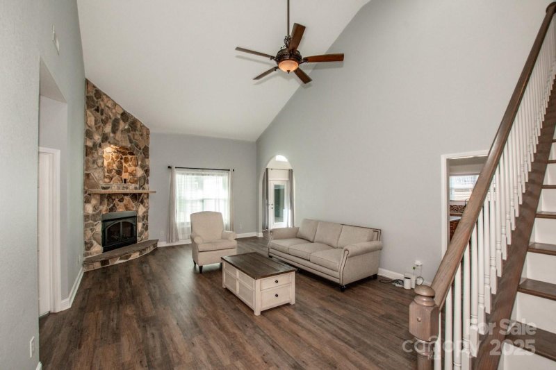 Property image 5 of 132 Quail Haven Drive in Quail Hollow, Troutman, NC 28166