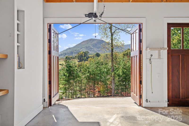 Property image 4 at 9 Oak Mountain Drive, Leicester, NC 28748