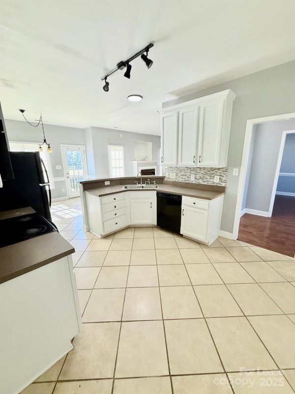 Property image 5 of 3007 Hemby Commons Parkway in Hemby Commons, Indian Trail, NC 28079