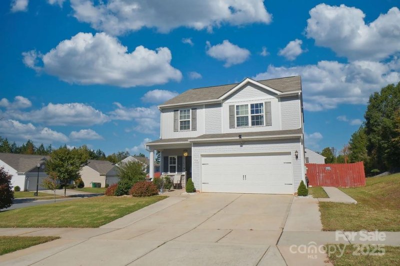 Property image 2 of 9728 Crooms Court in The Reserve at Canyon Hills, Charlotte, NC 28215