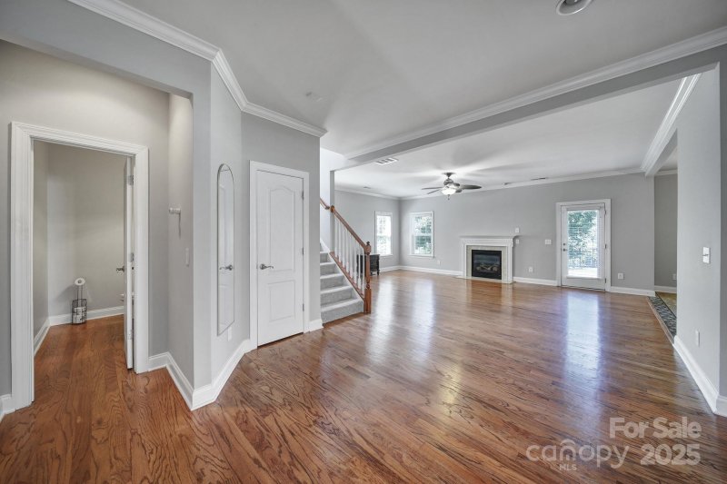 Property image 2 of 2275 Laurens Drive in Pelhem Pointe, Concord, NC 28027