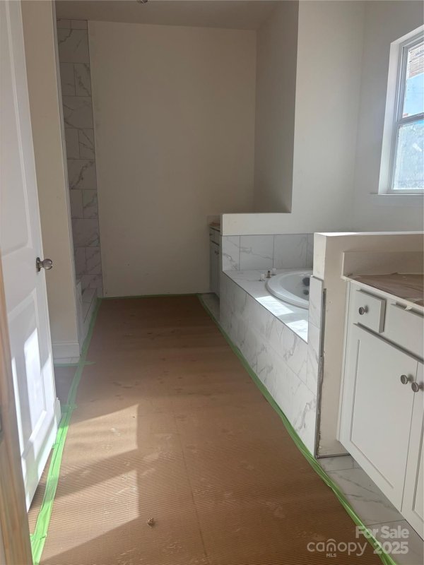 Property image 5 of 516 Fern Hill Road in Rolling Meadows, Mooresville, NC 28117