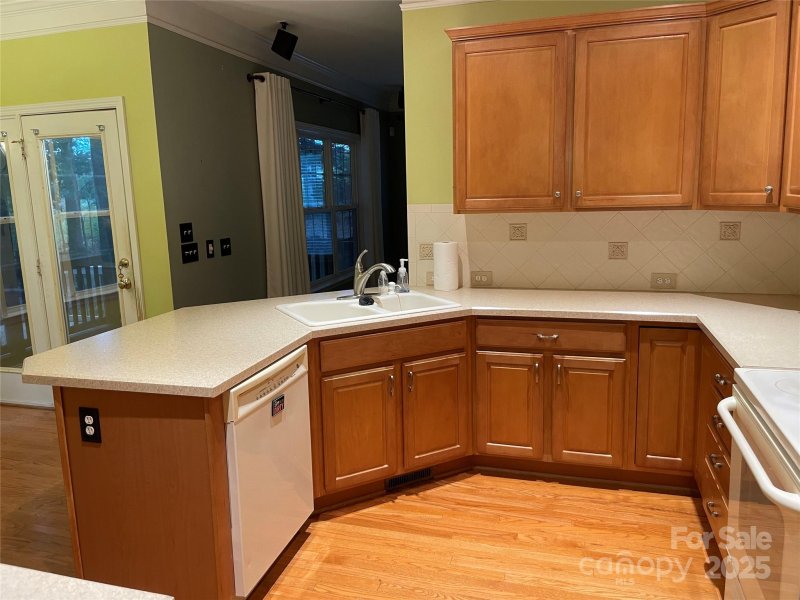 Property image 3 of 4901 Wynford Court in Windsor Forest, Harrisburg, NC 28075