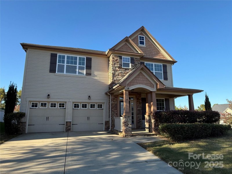 Property image 2 of 109 Community Park Lane in Waterlynn, Mooresville, NC 28117