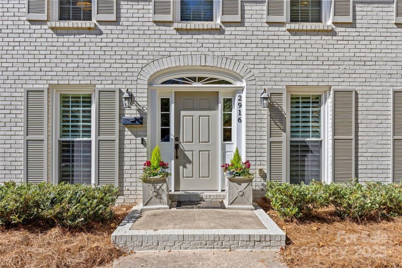 Property image 3 at 2916 Rustic Lane, Charlotte, NC 28210