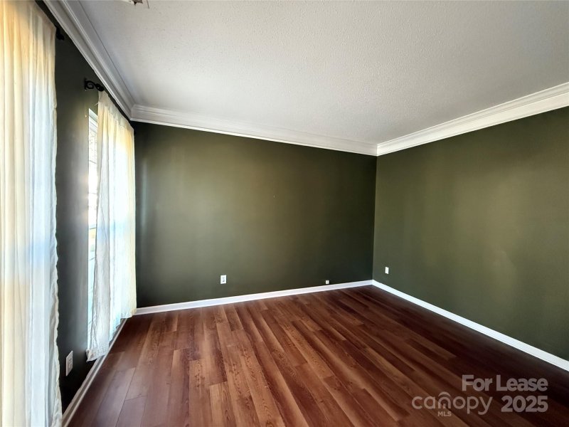 Property image 4 of 111 Foxtail Drive in Winslow Bay, Mooresville, NC 28117