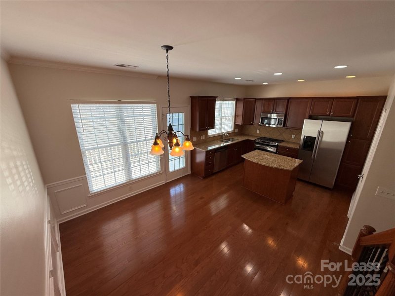 Property image 3 of 924 Lyndley Drive in Baxter Village, Fort Mill, SC 29708