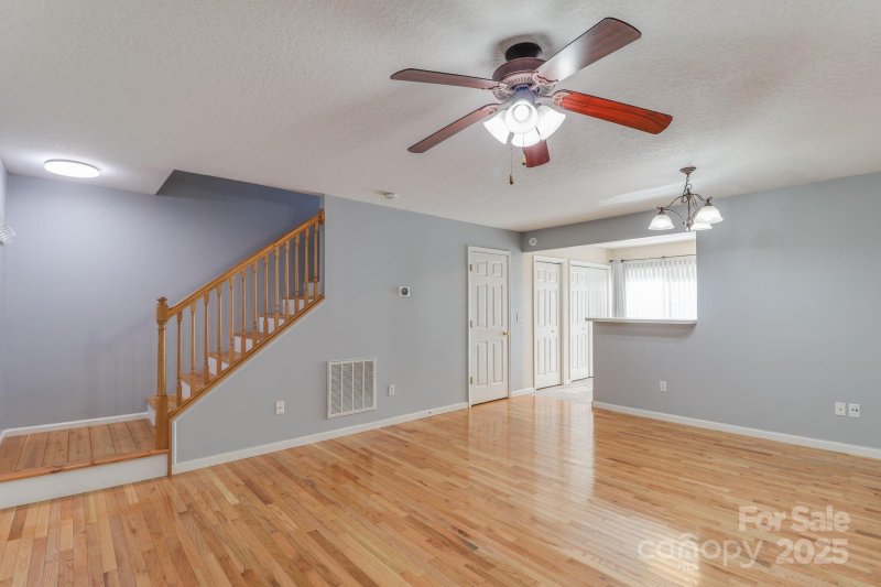 Property image 2 of 16 Aberdeen Drive in Lake Julian Trails, Arden, NC 28704