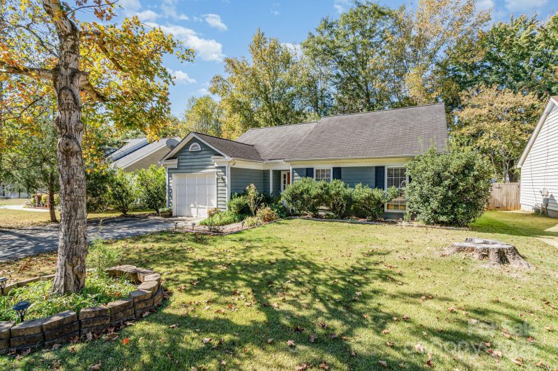 Property image 2 of 12634 Delman Lane in Danby, Pineville, NC 28134