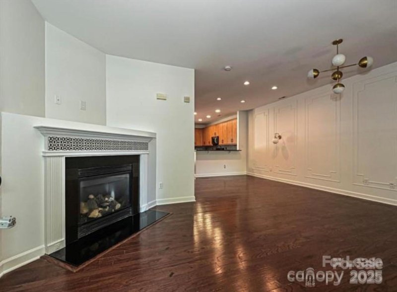 Property image 2 of 1035 Market Street in Baxter Village, Fort Mill, SC 20708