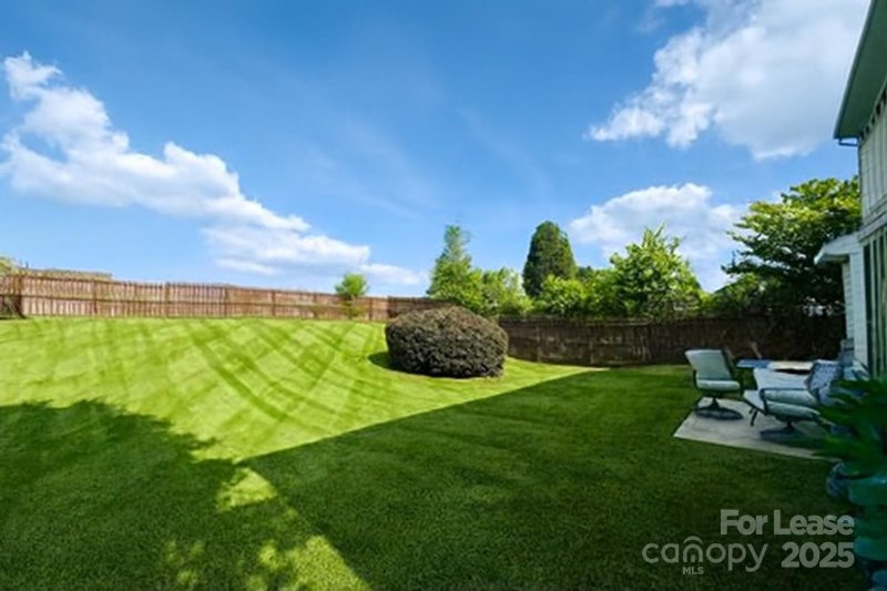 Property image 3 of 4831 Stowe Derby Drive in Stowe Creek, Charlotte, NC 28278