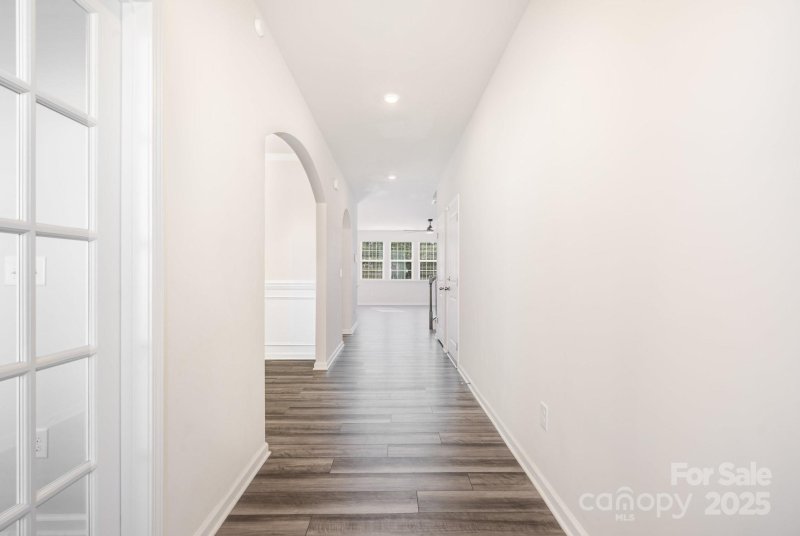 Property image 4 of 16200 Winfield Hall Drive in Chateau, Charlotte, NC 28273