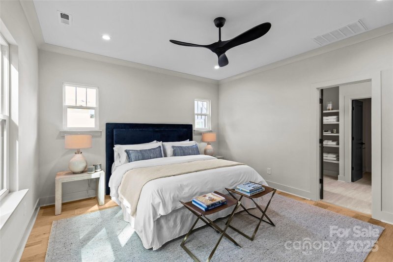 Property image 4 of 1502 Delane Avenue in Cotswold, Charlotte, NC 28211