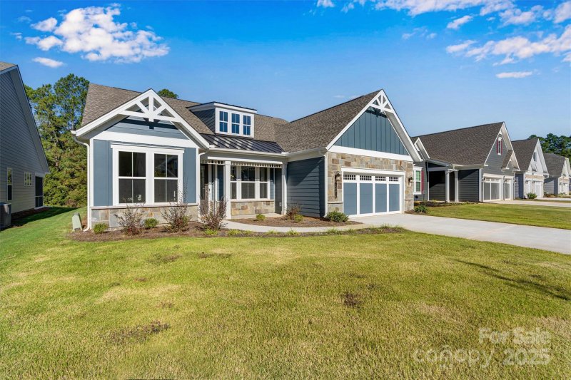 Property image 3 of 13214 Cozy Court in Cresswind, Charlotte, NC 28215