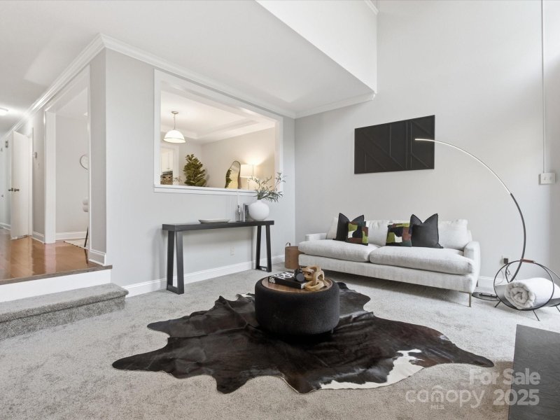 Property image 3 at 7925 Charter Oak Lane, Charlotte, NC 28226