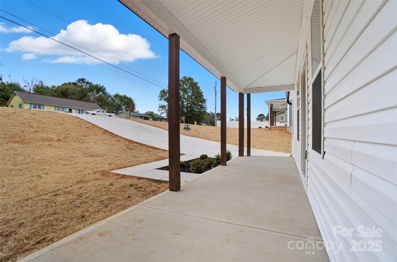 Property image 3 of 1904 Beauty Street in Jan Joy Acres, Statesville, NC 28625