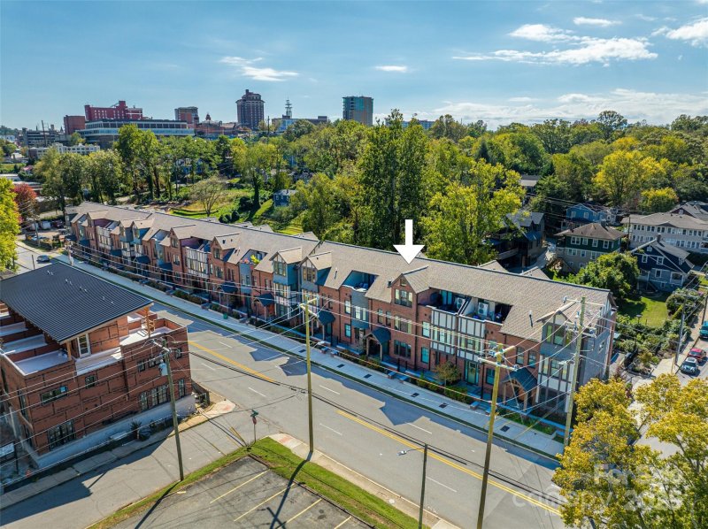 Property image 3 of 233 Broadway Street in The Broadway Asheville, Asheville, NC 28801