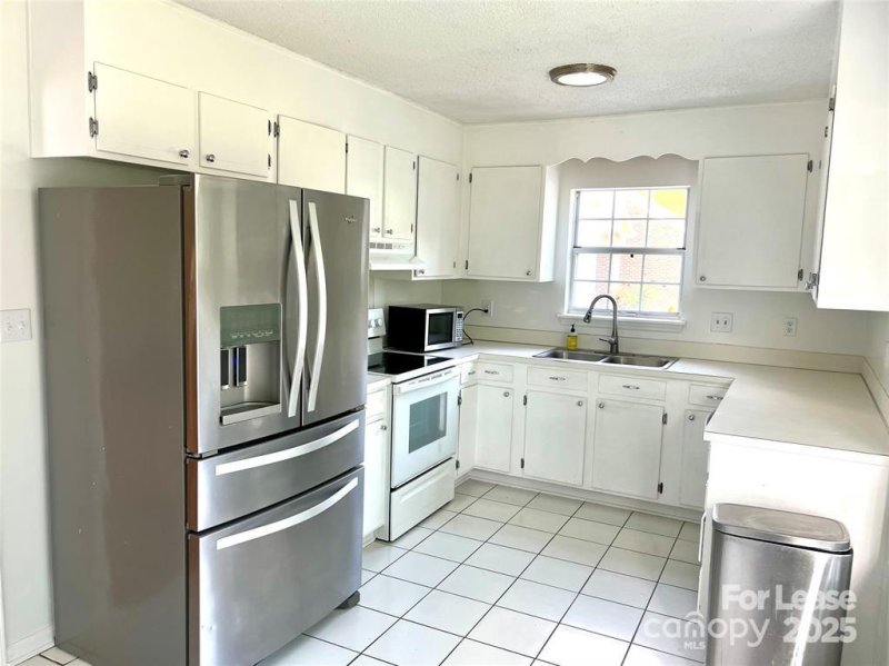 Property image 3 of 13714 Dawlish Lane in Danby, Pineville, NC 28134