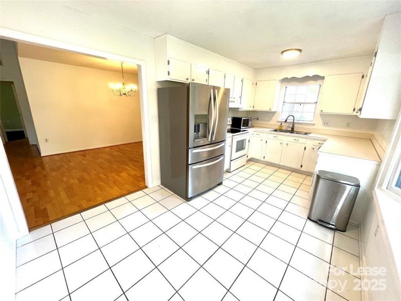 Property image 5 of 13714 Dawlish Lane in Danby, Pineville, NC 28134