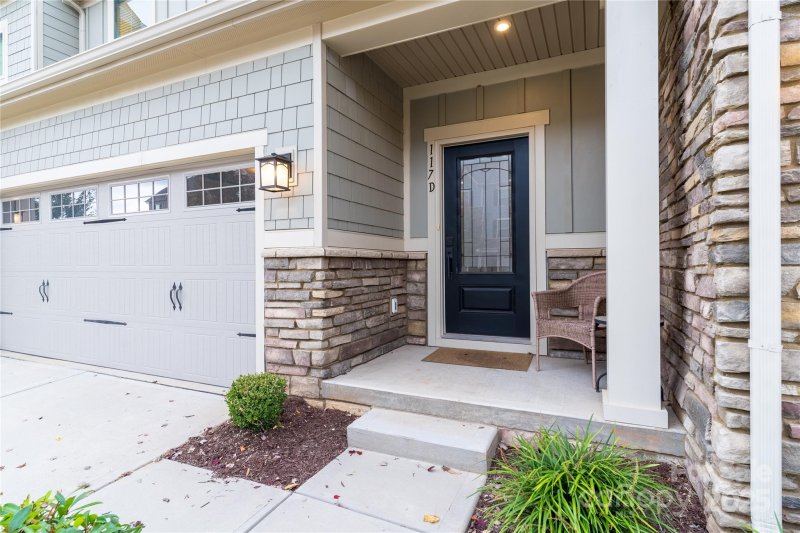 Property image 5 of 117 Lanyard Drive in Waterfront at Langtree, Mooresville, NC 28117