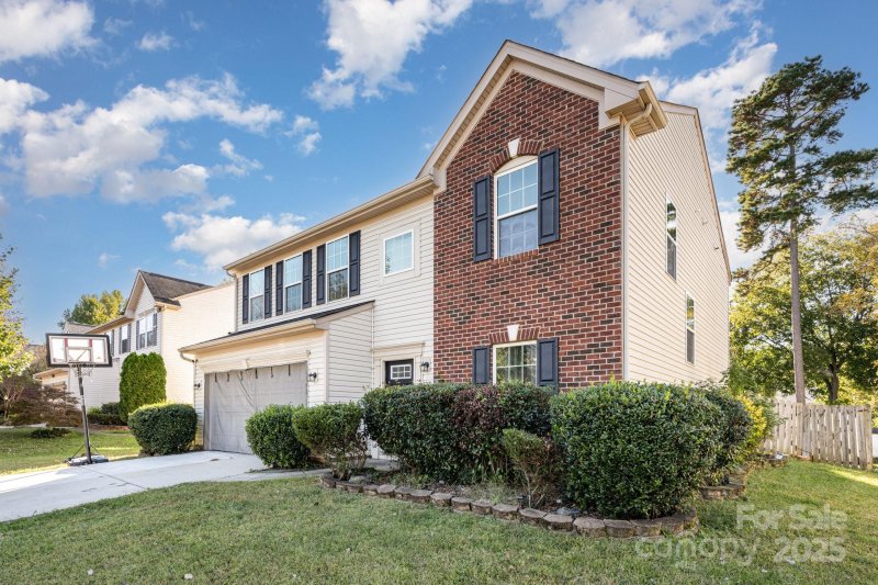 Property image 4 of 8802 Goldfields Drive in Applegate, Charlotte, NC 28227