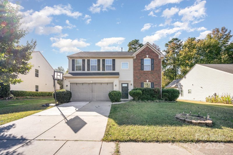 Property image 5 of 8802 Goldfields Drive in Applegate, Charlotte, NC 28227