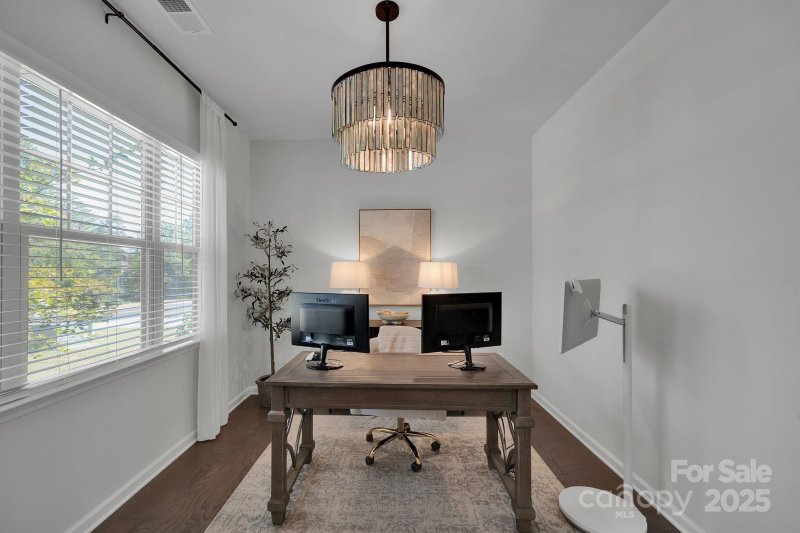 Property image 3 of 17112 Snug Harbor Road in The Palisades, Charlotte, NC 28278