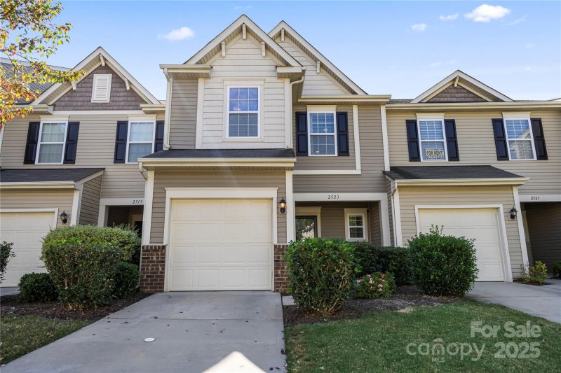 Property image 2 of 2523 Early Flight Drive in Mallard Lake, Charlotte, NC 28262